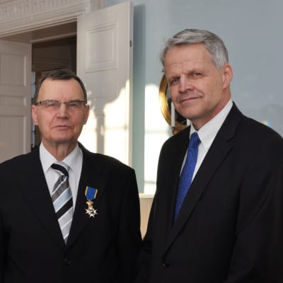 Peter Heinström har utnmänts till Riddare, första klassen, av Kungliga Nordstjärneorden. Ambassadör Anders Lidén överräckte orden.