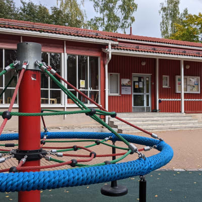 Helsinki sulki 18 leikkipuistoa