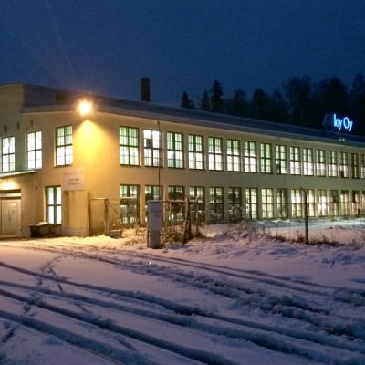 En fabriksbyggnad 