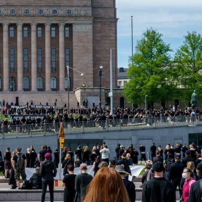 Kulturbranschens demonstration mellan Riksdagshuset och Ode.
