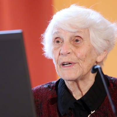 Ingeborg Syllm-Rapoport, världens äldsta doktorand.