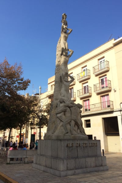 Minnesmärke för tornbyggarna (castelleres) i Vilafranca del Penedès