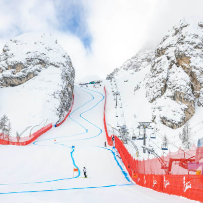 Olympia della Tofane-backen i Cortina d'Ampezzo står redo för VM i alpint i februari 2021.