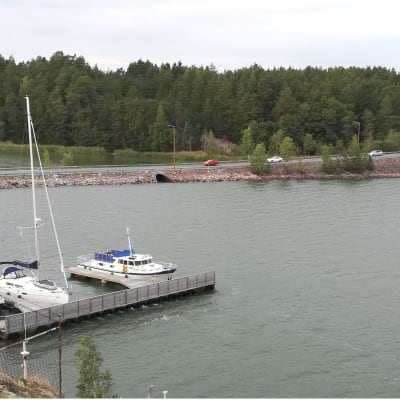 Särkänsalmen pengertie Naantalissa