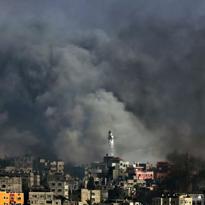 Israel anfaller Gazaremsan juli 2014.