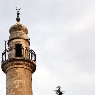Moskeijan minareetti Israelissa