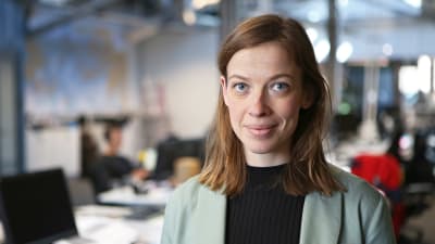 Porträtt av undervisningsminister Li Andersson.