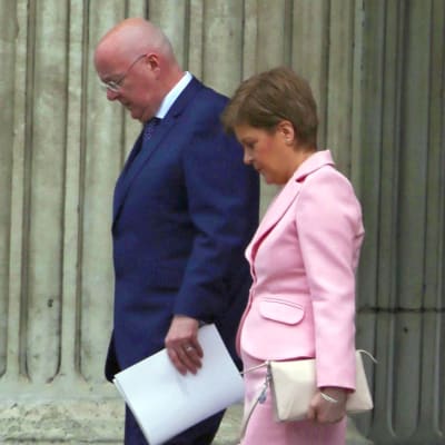 Skotlannin entinen pääministeri Nicola Sturgeon ja hänen aviomiehensä Peter Murrel