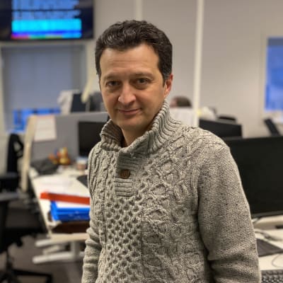 Levan Tvaltvadze är redaktör vid Yle Novosti, Yles nyheter på ryska. 