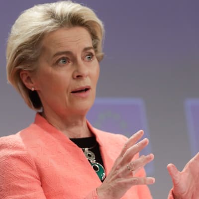 EU-kommissionens ordförande Ursula von der Leyen under kommissionens presskonferens den 14 juli 2021.