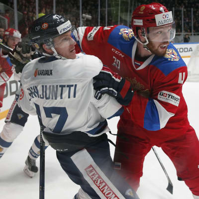 Finland möter Ryssland i ishockey.