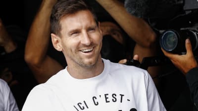 Lionel Messi saapui Pariisiin, 10.8.2021