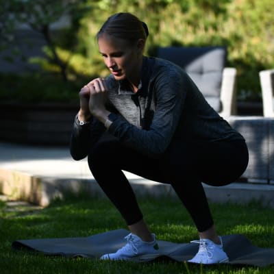 Mia Åstrand tränar.