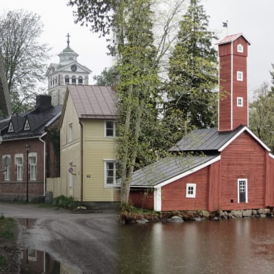 Ekenäs och Strömfors ihopsvetsade