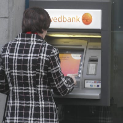 Swedbanks bankomater gav ut obegränsade mängder pengar även om kontot stod på noll