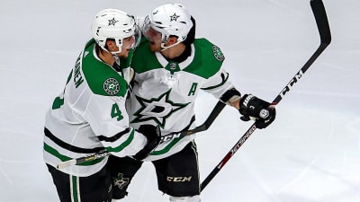 Miro Heiskanen och John Klingberg i Dallas.