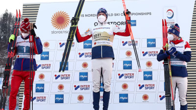 Medaljtrion på herrarnas femmil i VM 2021.