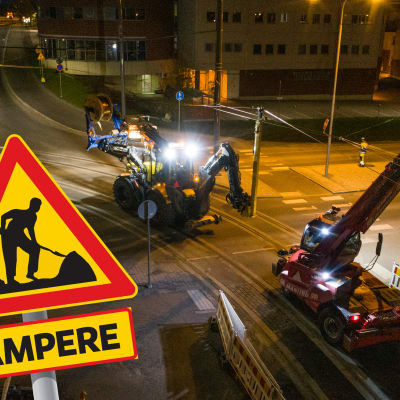 Raitiotietyömaa Hervannassa, reunassa tietyömaa kyltti Tampere -tekstillä