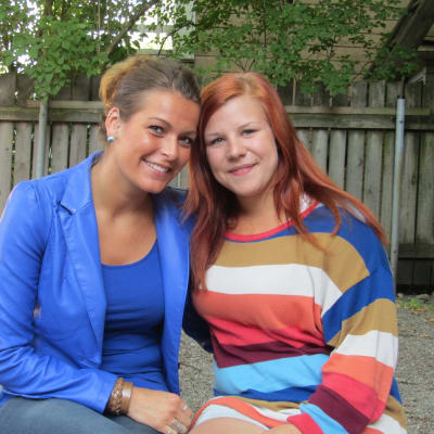 Linda Moed och Johanna Aaltonen ska volontärjobba utomlands.