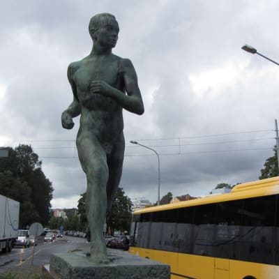 Paavo Nurmistatyn i Åbo
