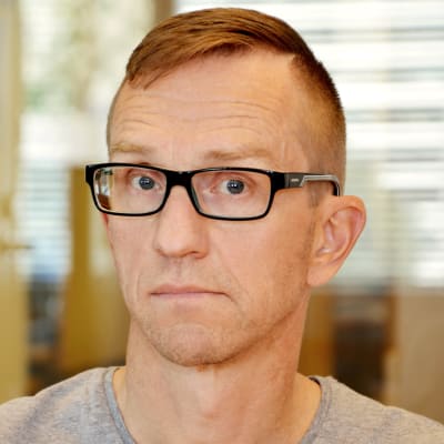Linus Hoffman är redaktör och arbetar för Svenska Yle.