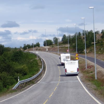Matkailuautot liikenteessä Norjassa