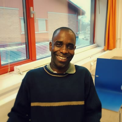 Lukogo Byona från Demokratiska Republiken Kongo, bosatt i Smedsby i Korsholm. 2016.