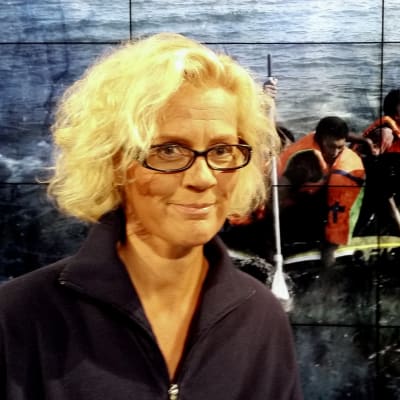 Redaktören Bettina Sågbom i Obs Debatt-studion.