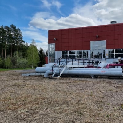Gasgrid Finlandin maakaasuputkia Kouvolan toimipisteellä.