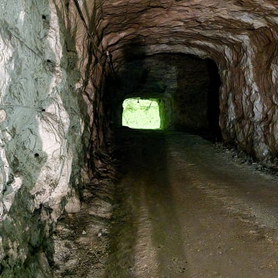 Tunneli Nordkalkin Lappeenrannan louhoksessa.