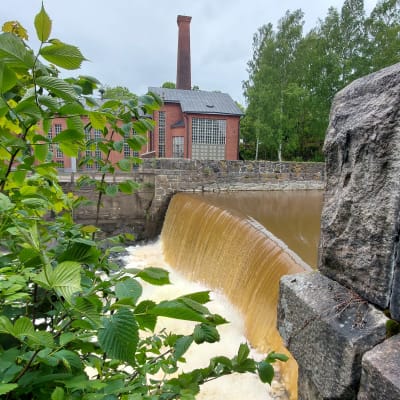 Vanhankaupunginkosken pato Vantaanjoessa