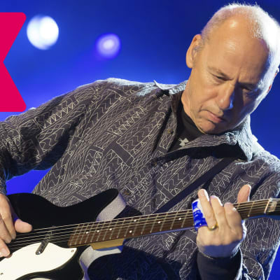 Mark Knopfler spelar elgitarr.