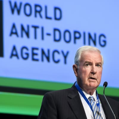 Maailman antidopingtoimiston puheenjohtaja Craig Reedie.