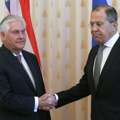 USA:s och Rysslands utrikesministrar Rex Tillerson och Sergej Lavrov