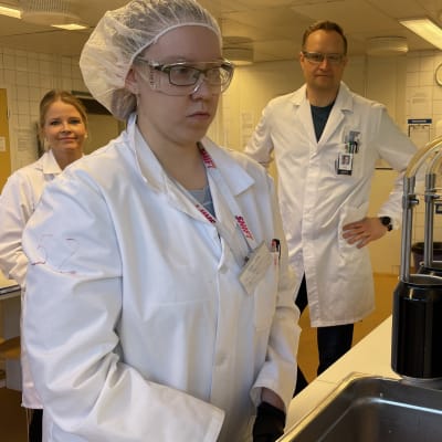 Turun ammattikorkeakoulun omassa panimossa Kupittaa Campus Breweryssä olutta valmistetaan leipomon hävikkituotteista.