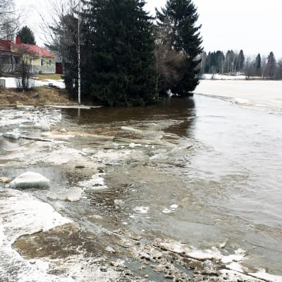 Tulvatilanne Merikaarrossa 16.4.2018