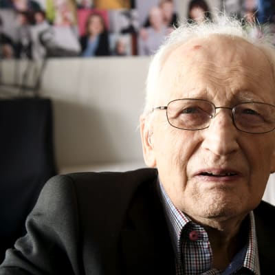 Aarre Karén.