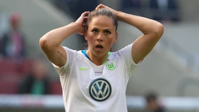 Sara Björk Gunnarsdottir spelar för Wolfsburg.