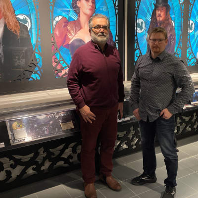 Plamen Dimov ja Hannu Putkuri, jotka ovat tehneet kiteeläisestä musiikkielämästä ja Nightwishistä kertovaa dokumenttia. 