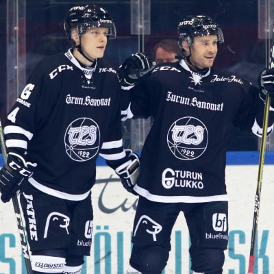 Olli Juolevi och Ilari Filppula i TPS