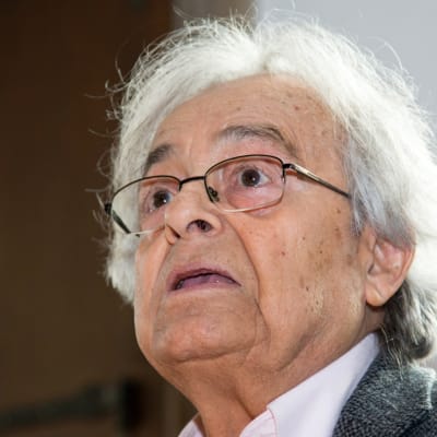 Syyrialainen kirjailija, runoilija Adonis ( Ali Ahmad Said Esber )