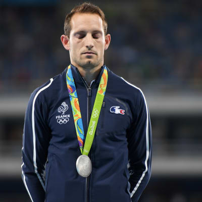 Renaud Lavillenie ser ledsen ut.