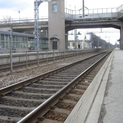Tomma spår på järnvägsstationen i Karis.