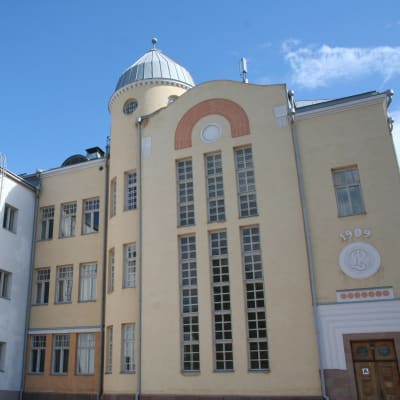 Lovisa gymnasium