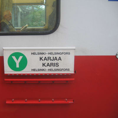 Y-tåget går mellan Karis och Helsingfors