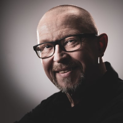 Jukka Mikkolan kasvokuva