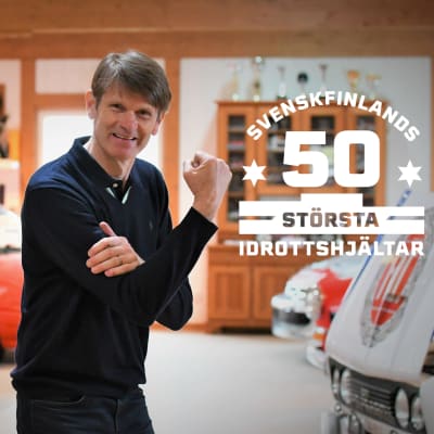 Marcus Grönholm med logon för Svenskfinlands 50 största idrottshjältar.