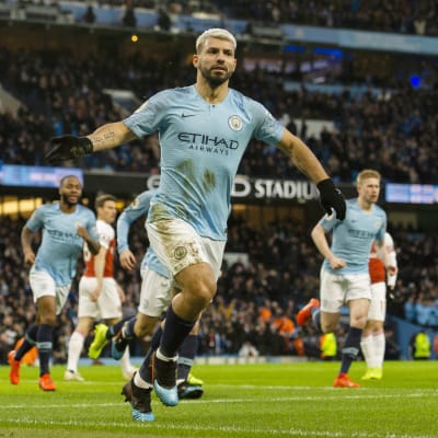 Sergio Aguero jublar efter ett mål