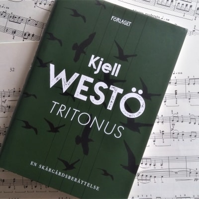 Pärmen till Kjell Westös roman "Tritonius".