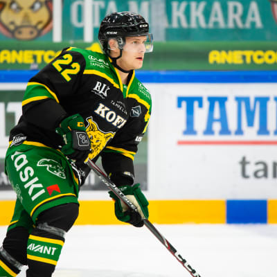 Arttu Ruotsalainen nousi SM-liigan pistepörssin kärkeen.